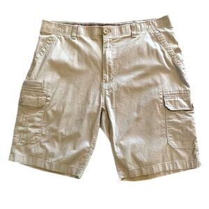 WEAR FIRST SHORTS MENS SIZE 42 KHAKI TAN RIPSTOP CARGO COTTON SPANDEX.